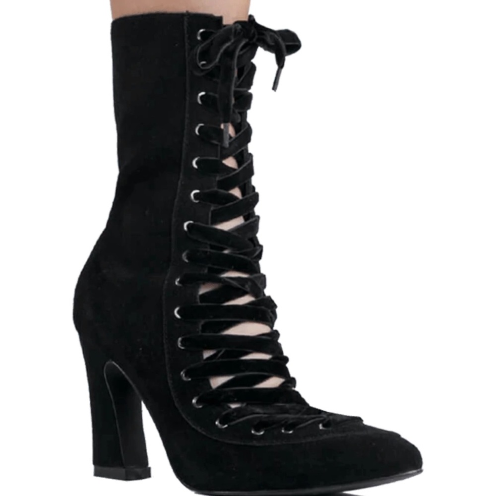 YRU Coven Witch Boot NEW IN BOX
